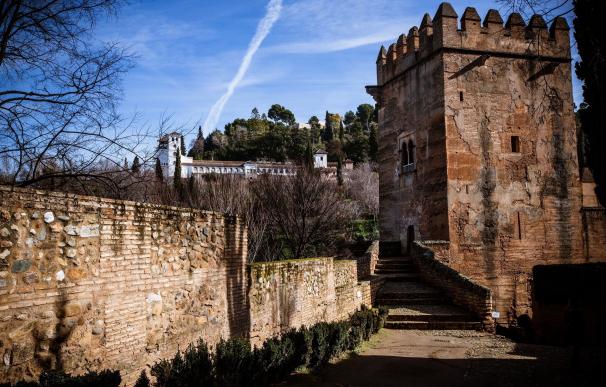 La Alhambra abre al público excepcionalmente la Torre de los Picos