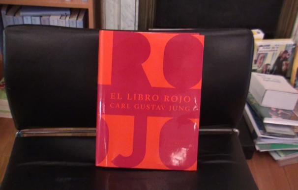 Así es El Libro Rojo de Jung en español