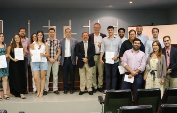 Un total de 18 nuevos diplomados en gestión energética por la Universidad de Sevilla