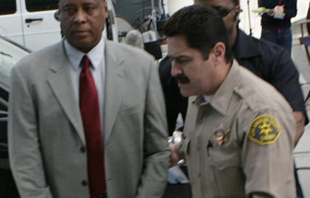 El médico de Michael Jackson decide no testificar en el juicio