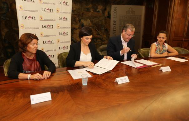 Ayuntamiento de León y EspañaDuero fomentan la emancipación y el acceso de los jóvenes a su primera vivienda