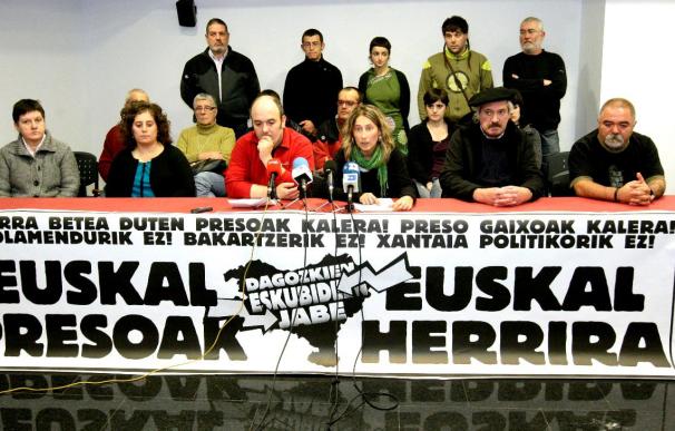 El Movimiento Pro Amnistía denuncia "chantajes" para dividir a los presos de ETA