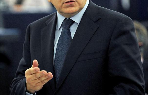 Barroso asegura que es falso que haya un plan de salvamento para Portugal