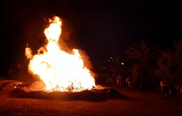 La Noche de San Juan se salda con 42 personas atendidas en el puesto de socorro de la Playa de las Moreras