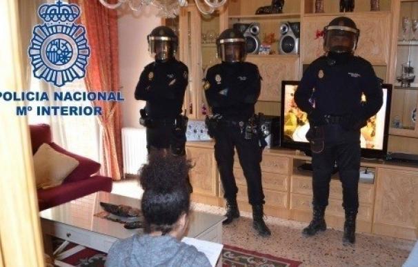 La Policía desarticula una red nigeriana de trata y explotación sexual de mujeres que actuaba en España