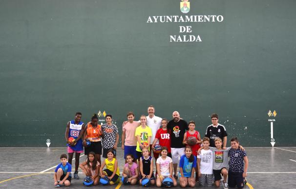 Nalda celebra el Día de Divulgación del Baloncesto en la localidad
