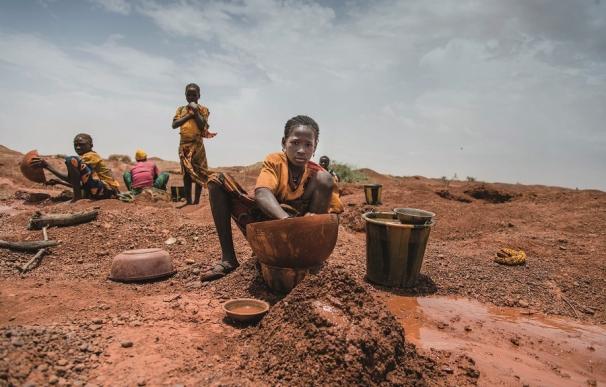 La migración por degradación medioambiental agrava la explotación laboral infantil, según Fundación Tierra de Hombres