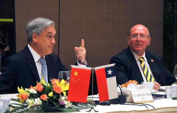 Piñera reiteró el principio "una sola China" e invitó a Hu a visitar Chile