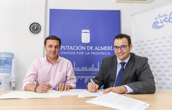 Diputación entrega a la Asociación 'A Toda Vela' una subvención de 8.000 euros para Ocio Inclusivo