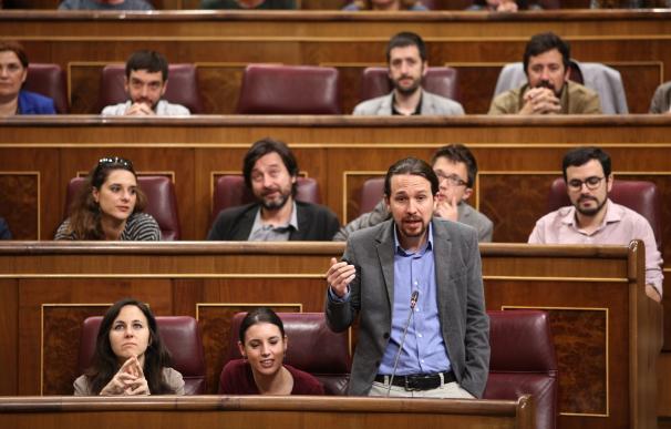 Unidos Podemos prepara a sus diputados para no caer en las "provocaciones" del PP en el debate de la moción de censura