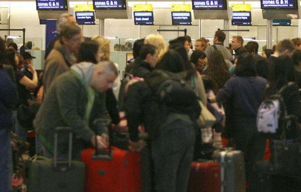 La UE estudiará elaborar una 'lista negra' de aeropuertos poco seguros