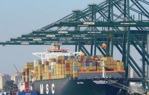 Los estibadores dicen que hay un "paro total" en los puertos por el masivo seguimiento de la huelga