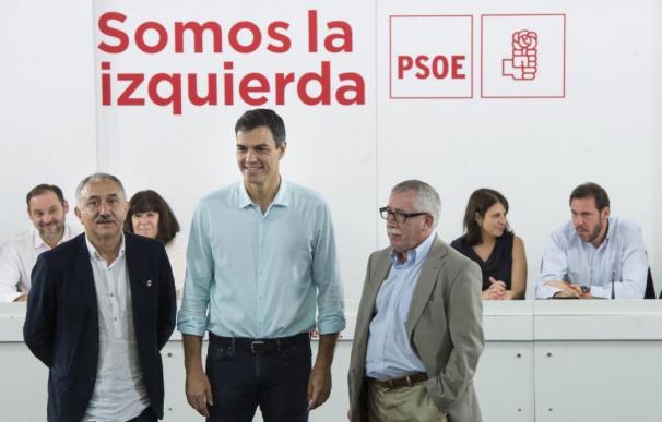 Sánchez firma la paz con los sindicatos y derogará la reforma laboral si gana
