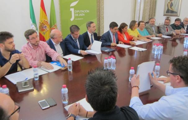 Felipe López exige al Gobierno central un calendario para la reactivación de la A-32 (Linares-Albacete)