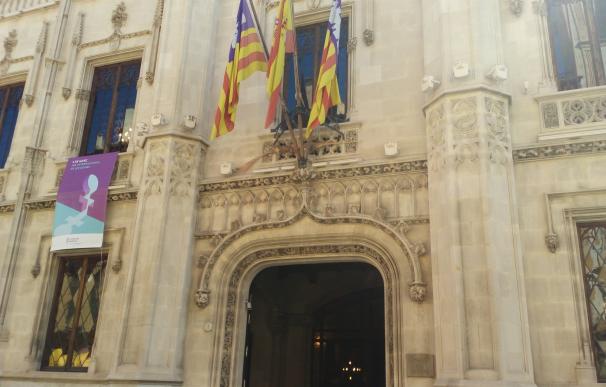 Dolça Mulet y otros 11 acusados, en el banquillo este jueves por el desvío de un millón de euros del Consell