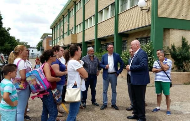 El Ayuntamiento invertirá 120.000 euros para realizar este verano mejoras en el CEIP San José de Palmete