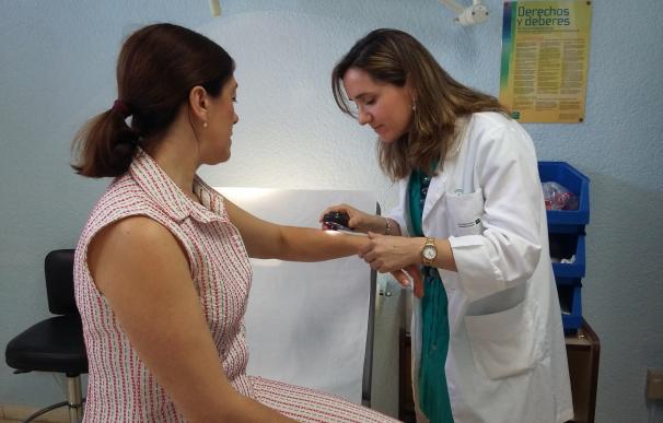 Los hospitales se implican en la campaña europea para promover el diagnóstico precoz del cáncer de piel