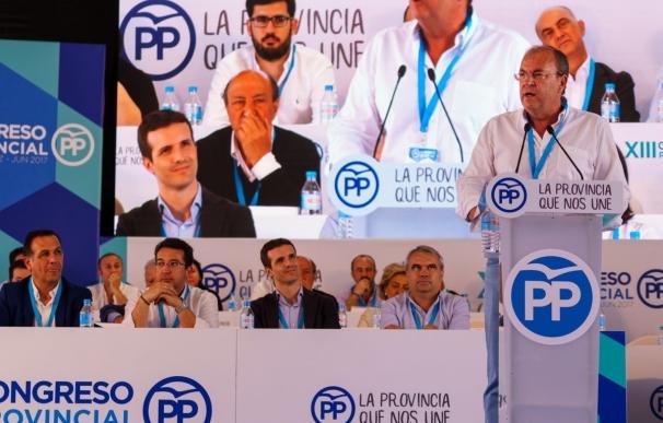 Monago (PP) sostiene que una Extremadura del PSOE con Podemos "puede ser letal" para el futuro de la región