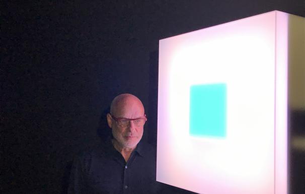 El Arts Sant Mònica dedica la exposición más completa al compositor Brian Eno