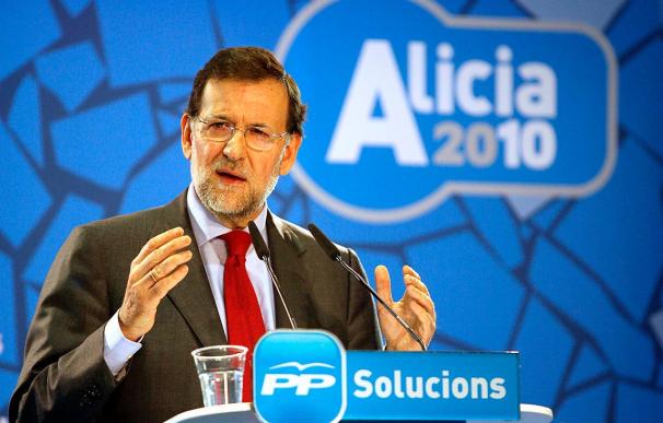 Rajoy no ve en el Gobierno "ninguna capacidad" para combatir el paro