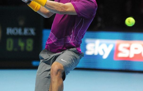 Nadal remonta y gana en tres sets ante Roddick en su debut