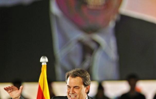 Mas propone sustituir la ley de dependencia española por otra norma catalana