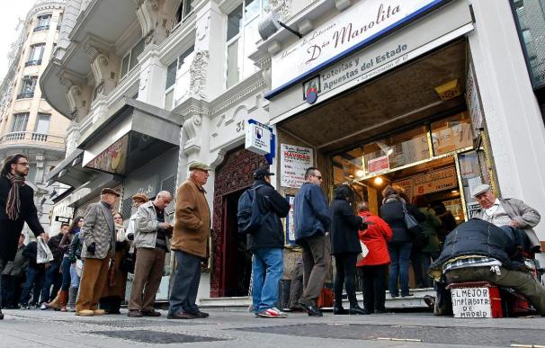La venta de lotería de Navidad aumenta el 1 por ciento, diez euros más por persona