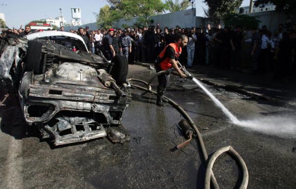 Un muerto y un herido grave por una explosión en un automóvil en Gaza