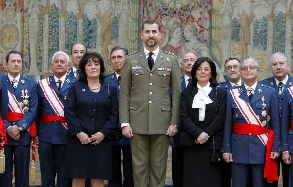 El príncipe de Asturias se estrena en sus nuevos cometidos militares con tres audiencias