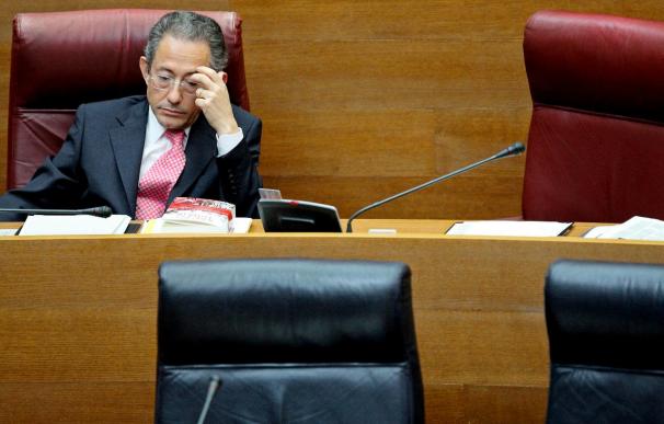 El portavoz socialista valenciano ve "muy diferente" su imputación de las del Gobierno autonómico