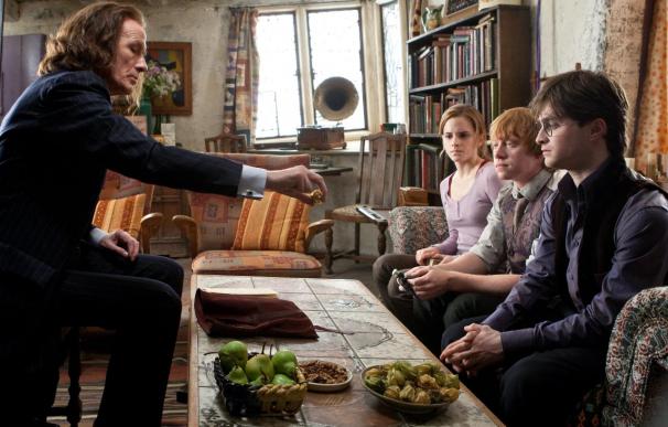 "Harry Potter" hechiza la taquilla mundial con 330,1 millones de dólares