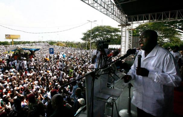Empieza la segunda vuelta de las presidenciales marfileñas con una alta participación