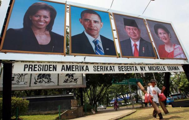 Obama dice en Indonesia que "estamos en el camino correcto" hacia el mundo musulmán