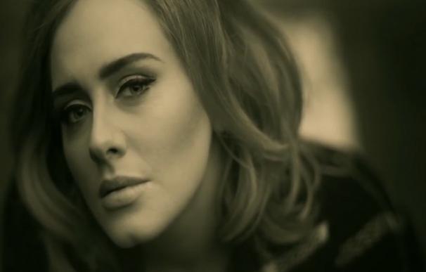 El videoclip Hello de Adele, el debut más visto de YouTube en 2015