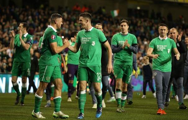 Un doblete de Walters fulmina a Bosnia y lleva a Irlanda a la Eurocopa / Getty Images.