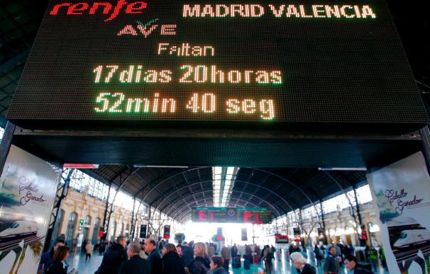 Renfe vende 39.112 billetes del AVE Madrid-Valencia en tres semanas