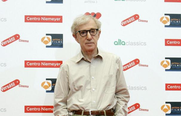 Los 75 años de Woody Allen, un genio incombustible