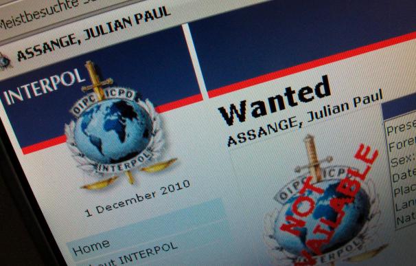 Interpol emite una orden de detención contra el fundador de Wikileaks por presuntos delitos sexuales