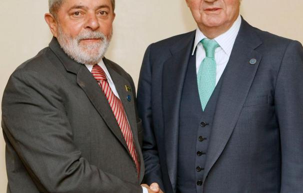 El Rey de España y Lula sustituyen almuerzo en Brasilia por una entrevista en Mar del Plata