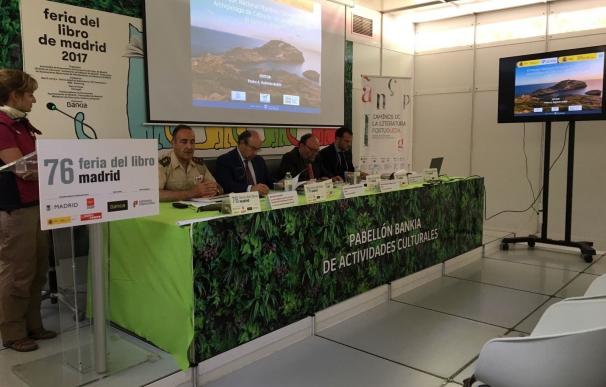 IGME y OAPN presentan un libro sobre el Parque Nacional de Cabrera en la Feria del Libro de Madrid