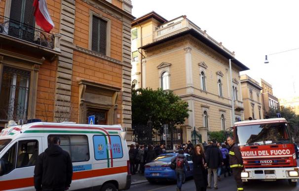 Los dos heridos por el ataque a las embajadas de Roma están fuera de peligro
