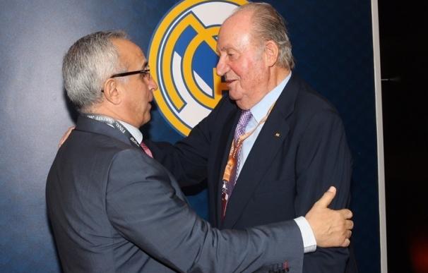 El Rey don Juan Carlos felicita a Alejandro Blanco por su reelección como presidente del COE