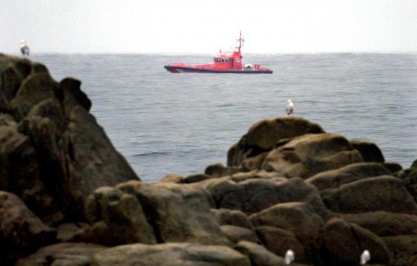 Salvamento Marítimo recupera el cuerpo del pescador que cayó accidentalmente al mar