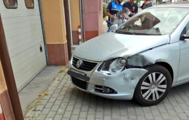 Herida la ocupante de un taxi tras colisionar éste con otro turismo en Valladolid