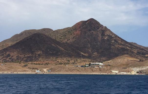 Ecologistas reclama investigar el incendio de Cabo de Gata, que ha calcinado una zona de "máxima protección"