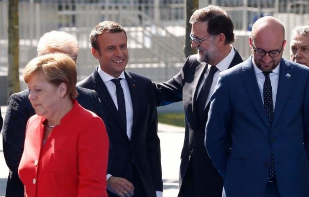 Rajoy viaja este viernes a París para mantener su primer encuentro bilateral con el presidente francés Macron