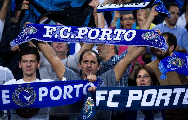 Cuatro ultras del Porto provocan un aterrizaje forzoso en Roma / Getty Images.