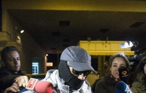 El "violador del ascensor" maniataba a víctimas y las violaba en piso de Segovia