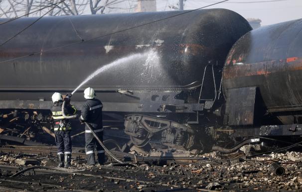 Al menos cinco muertos por la explosión de un tren de carga en Bulgaria