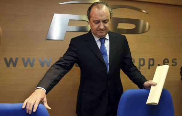 Fabra explica que la dimisión de Ripoll es para "no condicionar" su labor en el Puerto de Alicante